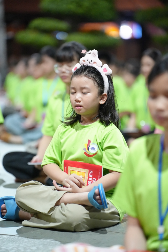 Khai khóa Khoá tu thiếu nhi– Xuất gia gieo duyên, chủ đề “Đóa hoa tâm”