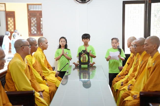 Khai khóa Khoá tu thiếu nhi– Xuất gia gieo duyên, chủ đề “Đóa hoa tâm”