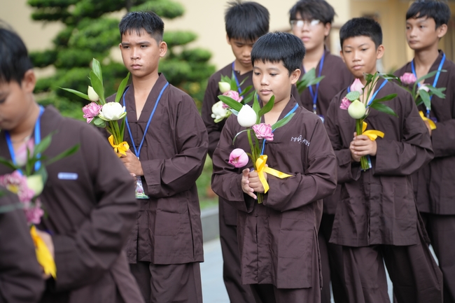 Khai khóa Khoá tu thiếu nhi– Xuất gia gieo duyên, chủ đề “Đóa hoa tâm”