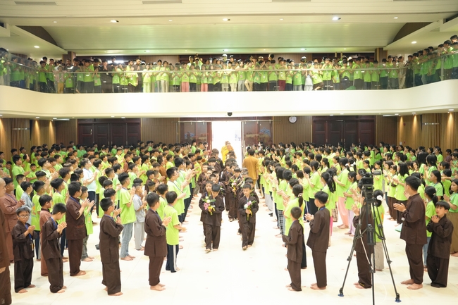 Khai khóa Khoá tu thiếu nhi– Xuất gia gieo duyên, chủ đề “Đóa hoa tâm”