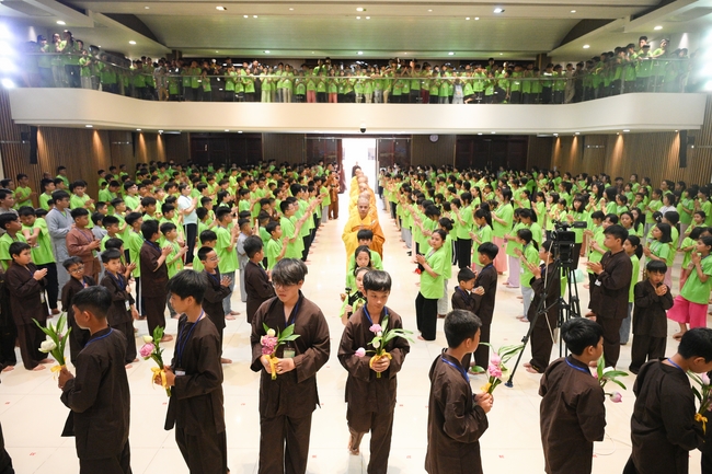 Khai khóa Khoá tu thiếu nhi– Xuất gia gieo duyên, chủ đề “Đóa hoa tâm”