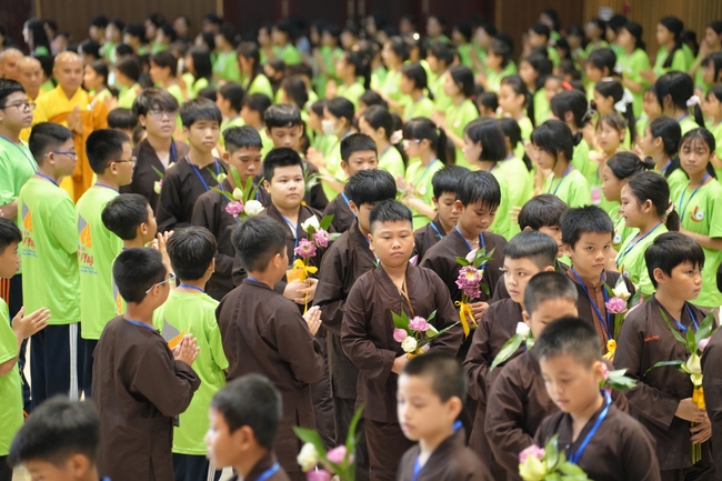 Khai khóa Khoá tu thiếu nhi– Xuất gia gieo duyên, chủ đề “Đóa hoa tâm”