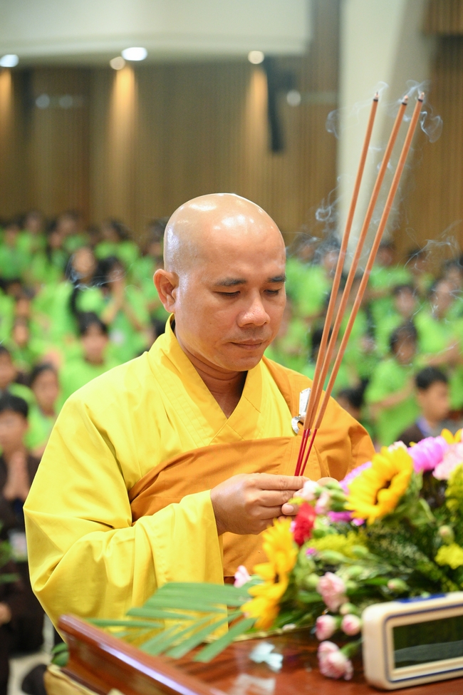 Khai khóa Khoá tu thiếu nhi– Xuất gia gieo duyên, chủ đề “Đóa hoa tâm”