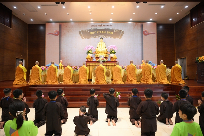 Khai khóa Khoá tu thiếu nhi– Xuất gia gieo duyên, chủ đề “Đóa hoa tâm”