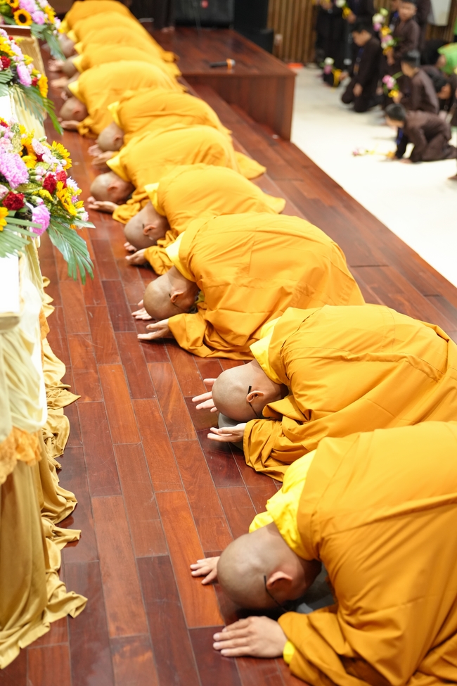 Khai khóa Khoá tu thiếu nhi– Xuất gia gieo duyên, chủ đề “Đóa hoa tâm”