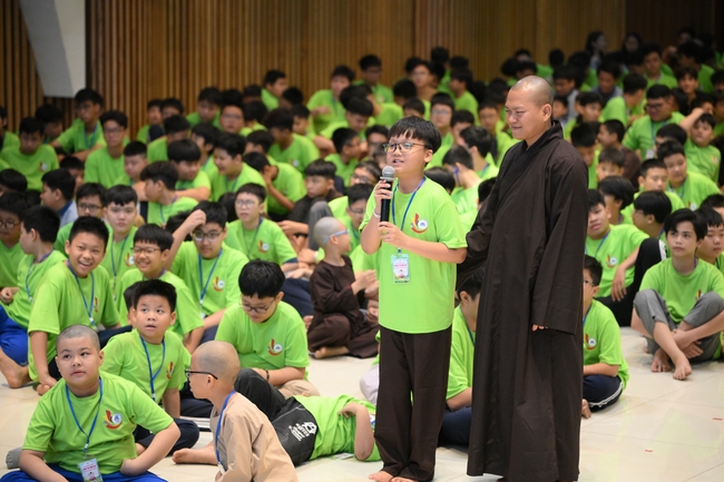 Ngày thứ 2 Khoá tu thiếu nhi – XGGD 2025 – Pháp thoại “Nhân quả” – Đại đức Thích Tâm Huỳnh