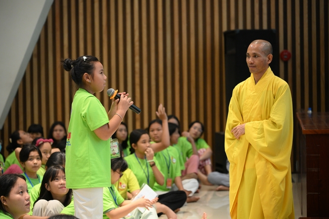 Ngày thứ 2 Khoá tu thiếu nhi – XGGD 2025 – Pháp thoại “Nhân quả” – Đại đức Thích Tâm Huỳnh