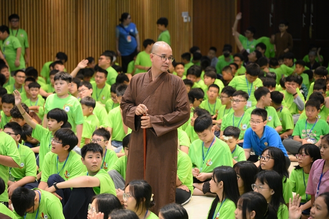 Ngày thứ 2 Khoá tu thiếu nhi – XGGD 2025 – Pháp thoại “Nhân quả” – Đại đức Thích Tâm Huỳnh