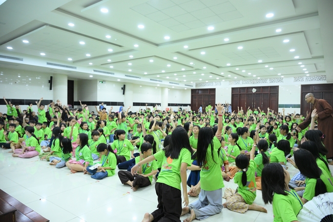 Ngày thứ 2 Khoá tu thiếu nhi – XGGD 2025 – Pháp thoại “Nhân quả” – Đại đức Thích Tâm Huỳnh