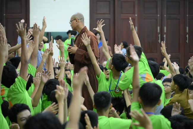 Ngày thứ 2 Khoá tu thiếu nhi – XGGD 2025 – Pháp thoại “Nhân quả” – Đại đức Thích Tâm Huỳnh