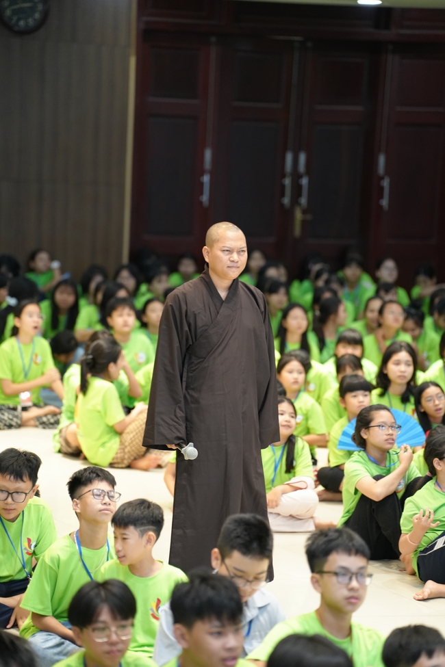 Ngày thứ 2 Khoá tu thiếu nhi – XGGD 2025 – Pháp thoại “Nhân quả” – Đại đức Thích Tâm Huỳnh