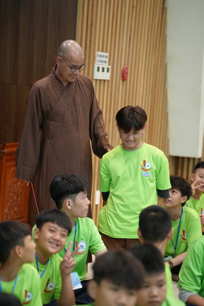 Ngày thứ 2 Khoá tu thiếu nhi – XGGD 2025 – Pháp thoại “Nhân quả” – Đại đức Thích Tâm Huỳnh