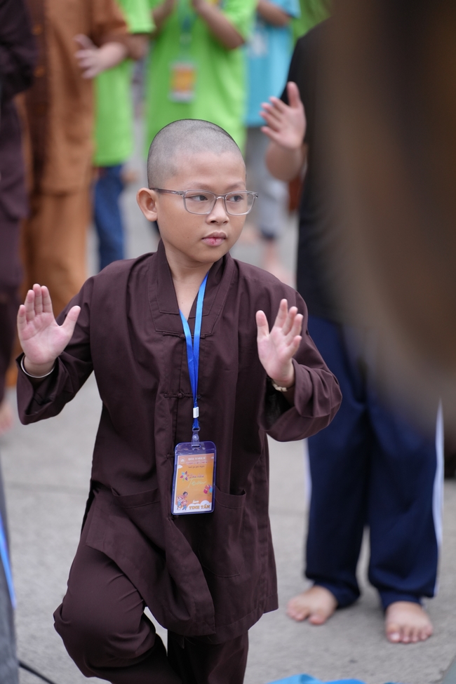 Ngày thứ 2 Khoá tu thiếu nhi – XGGD 2025 – Pháp thoại “Nhân quả” – Đại đức Thích Tâm Huỳnh