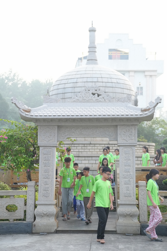 Ngày thứ 4 Khoá tu thiếu nhi – XGGD 2025 – Pháp thoại “Nguyện làm người con Phật”