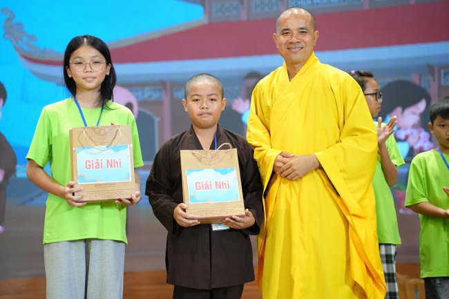 Ngày thứ 4 Khoá tu thiếu nhi – XGGD 2025 – Pháp thoại “Nguyện làm người con Phật”