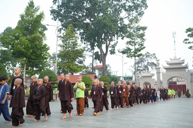 Ngày thứ 4 Khoá tu thiếu nhi – XGGD 2025 – Pháp thoại “Nguyện làm người con Phật”