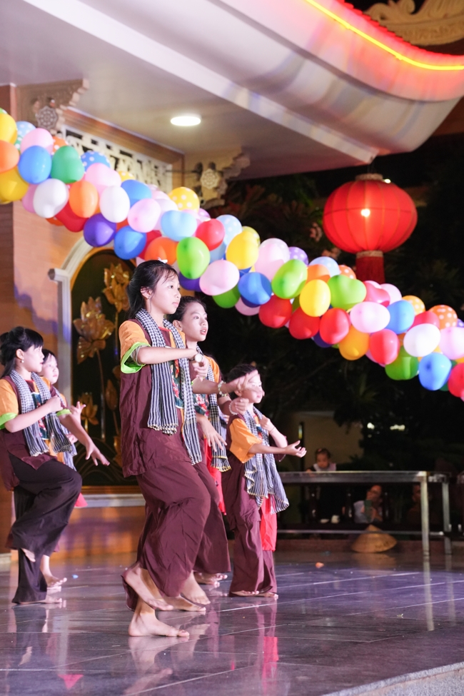 Ngày thứ 4 Khoá tu thiếu nhi – XGGD 2025 – Pháp thoại “Nguyện làm người con Phật”