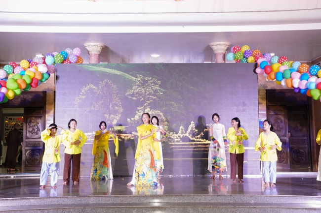 Ngày thứ 4 Khoá tu thiếu nhi – XGGD 2025 – Pháp thoại “Nguyện làm người con Phật”