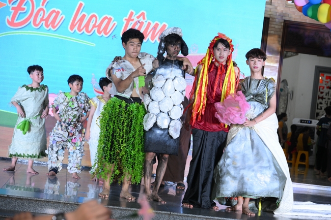 Ngày thứ 4 Khoá tu thiếu nhi – XGGD 2025 – Pháp thoại “Nguyện làm người con Phật”