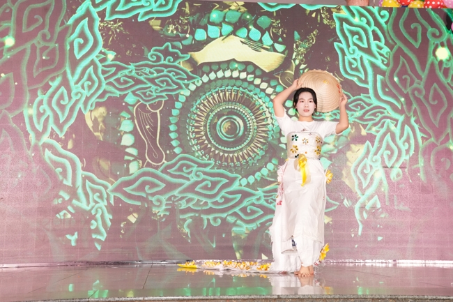 Ngày thứ 4 Khoá tu thiếu nhi – XGGD 2025 – Pháp thoại “Nguyện làm người con Phật”