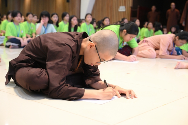 Ngày thứ 4 Khoá tu thiếu nhi – XGGD 2025 – Pháp thoại “Nguyện làm người con Phật”