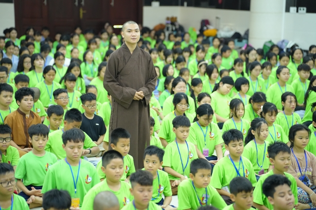 Ngày thứ 4 Khoá tu thiếu nhi – XGGD 2025 – Pháp thoại “Nguyện làm người con Phật”