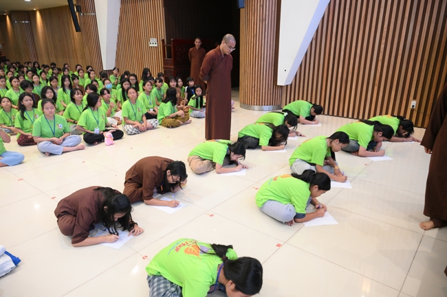 Ngày thứ 4 Khoá tu thiếu nhi – XGGD 2025 – Pháp thoại “Nguyện làm người con Phật”