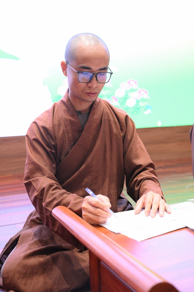 Ngày thứ 4 Khoá tu thiếu nhi – XGGD 2025 – Pháp thoại “Nguyện làm người con Phật”