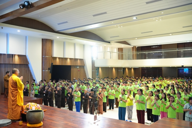 Ngày thứ 4 Khoá tu thiếu nhi – XGGD 2025 – Pháp thoại “Nguyện làm người con Phật”