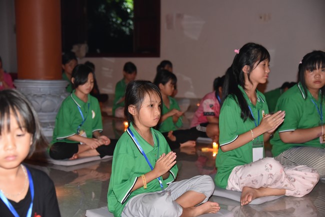 Chùa Đăng Pháp: Khóa tu mùa hè 2025 – Chủ đề “Về dưới mái chùa – Lắng nghe để hiểu, nhìn lại để thương”