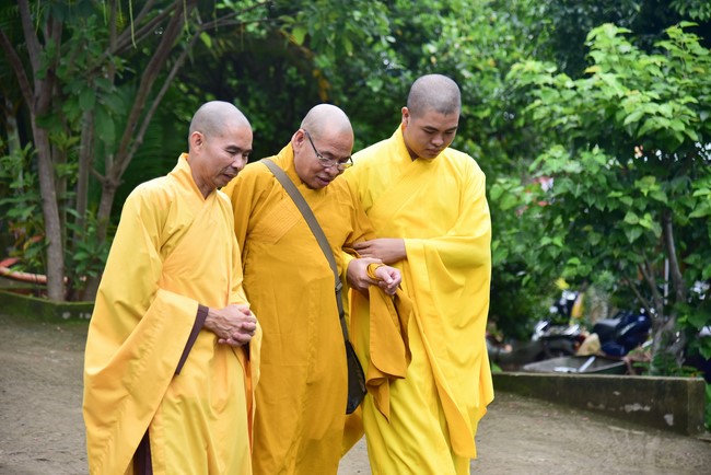 Chùa Đăng Pháp: Khóa tu mùa hè 2025 – Chủ đề “Về dưới mái chùa – Lắng nghe để hiểu, nhìn lại để thương”