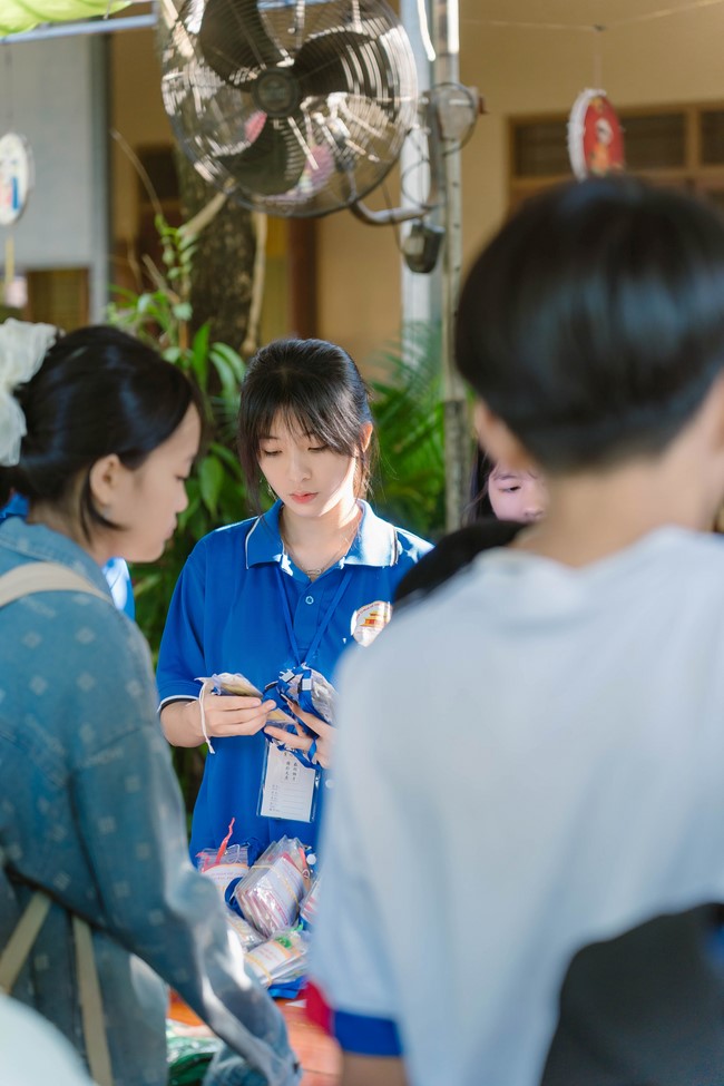 Chùa Đăng Pháp: Khóa tu mùa hè 2025 – Chủ đề “Về dưới mái chùa – Lắng nghe để hiểu, nhìn lại để thương”