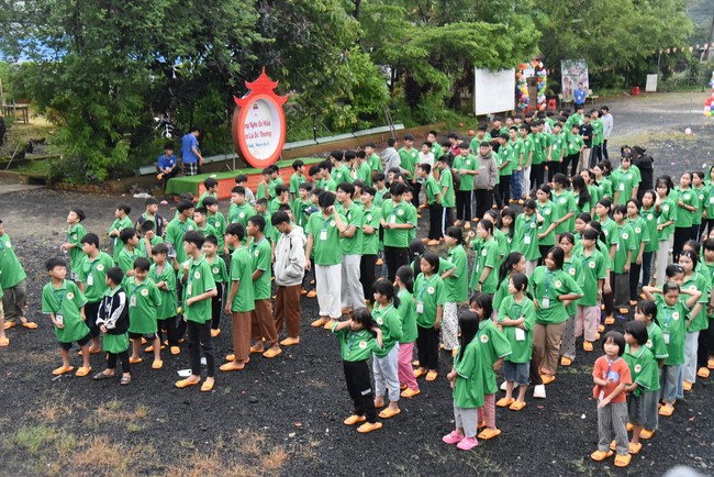 Chùa Đăng Pháp: Khóa tu mùa hè 2025 – Chủ đề “Về dưới mái chùa – Lắng nghe để hiểu, nhìn lại để thương”