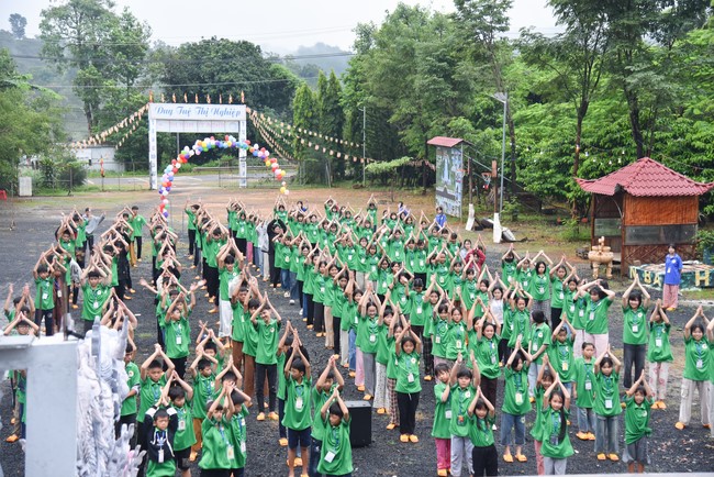 Chùa Đăng Pháp: Khóa tu mùa hè 2025 – Chủ đề “Về dưới mái chùa – Lắng nghe để hiểu, nhìn lại để thương”