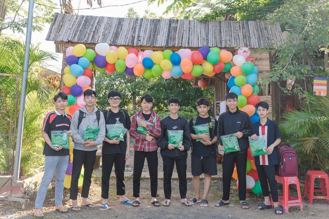 Chùa Đăng Pháp: Khóa tu mùa hè 2025 – Chủ đề “Về dưới mái chùa – Lắng nghe để hiểu, nhìn lại để thương”