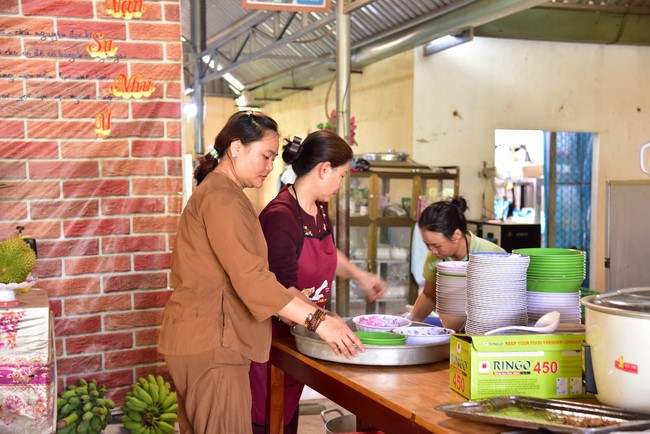 Chùa Đăng Pháp: Khóa tu mùa hè 2025 – Chủ đề “Về dưới mái chùa – Lắng nghe để hiểu, nhìn lại để thương”