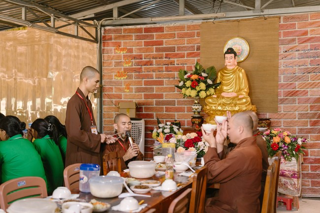 Chùa Đăng Pháp: Khóa tu mùa hè 2025 – Chủ đề “Về dưới mái chùa – Lắng nghe để hiểu, nhìn lại để thương”