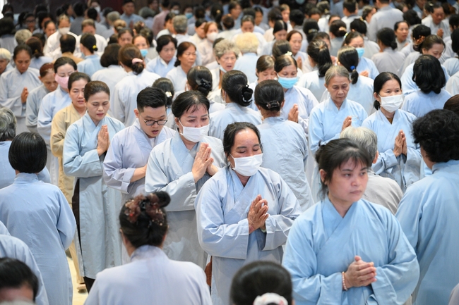 Khoá tu niệm Phật một ngày