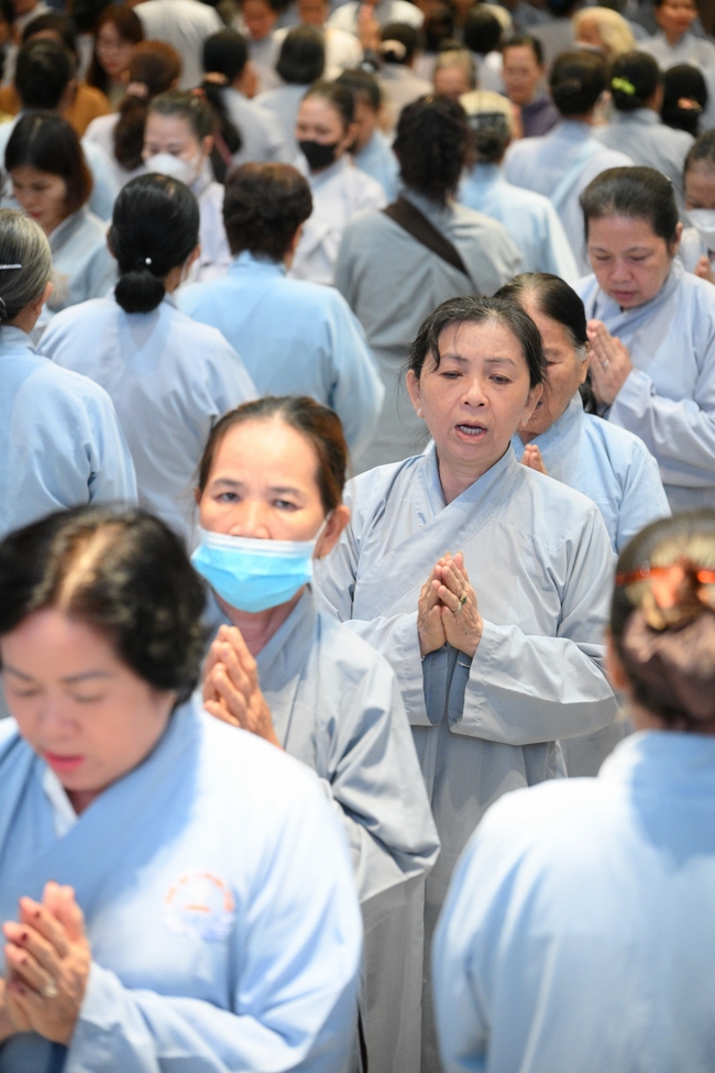 Khoá tu niệm Phật một ngày