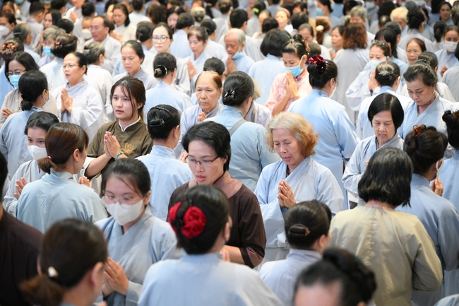 Khoá tu niệm Phật một ngày