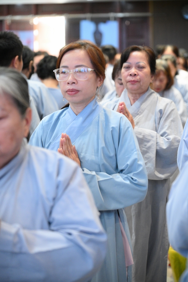 Khoá tu niệm Phật một ngày