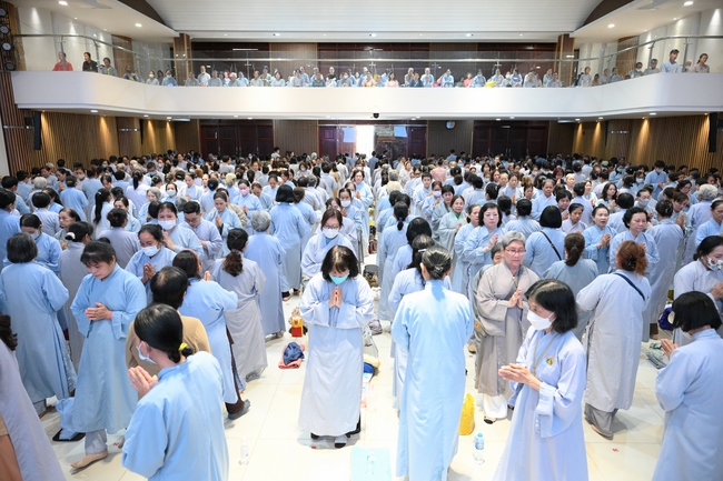 Khoá tu niệm Phật một ngày