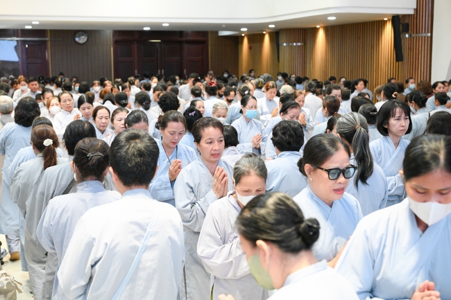 Khoá tu niệm Phật một ngày