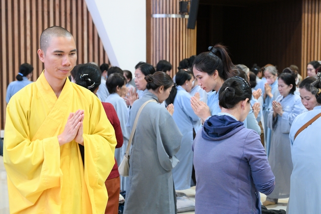 Khoá tu niệm Phật một ngày