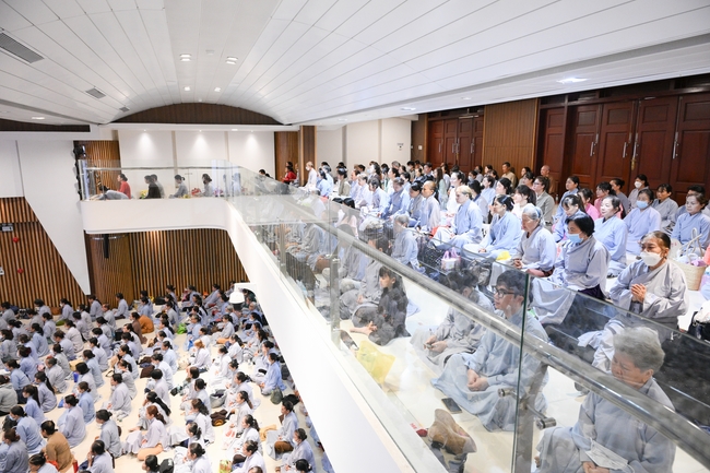 Khoá tu niệm Phật một ngày