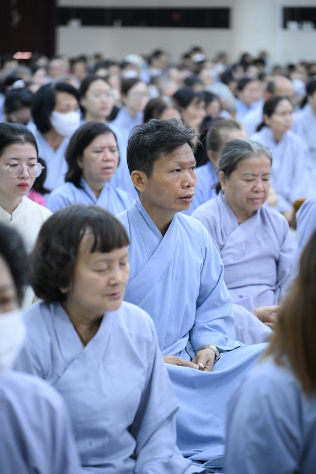 Khoá tu niệm Phật một ngày