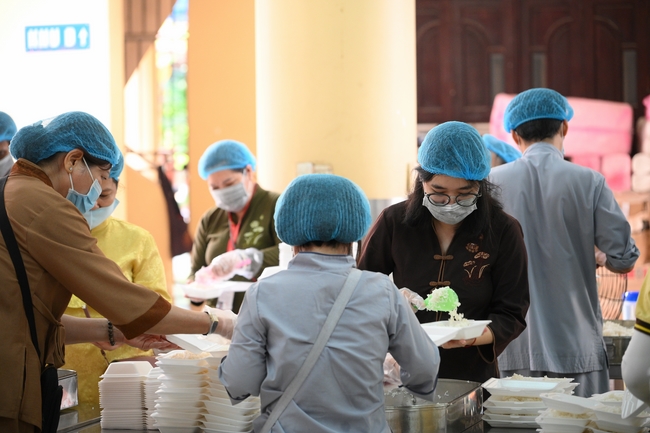 Khoá tu niệm Phật một ngày