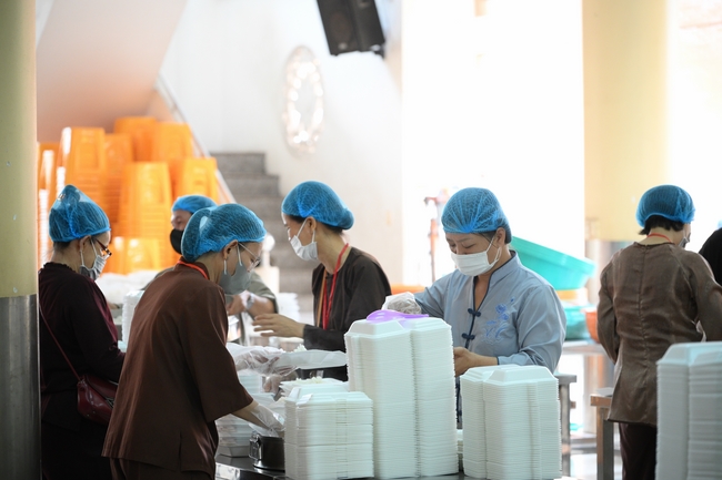 Khoá tu niệm Phật một ngày