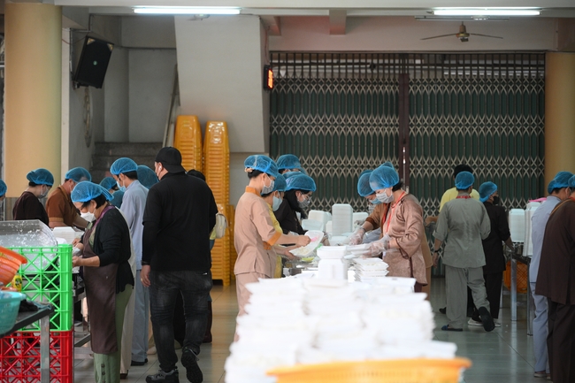 Khoá tu niệm Phật một ngày