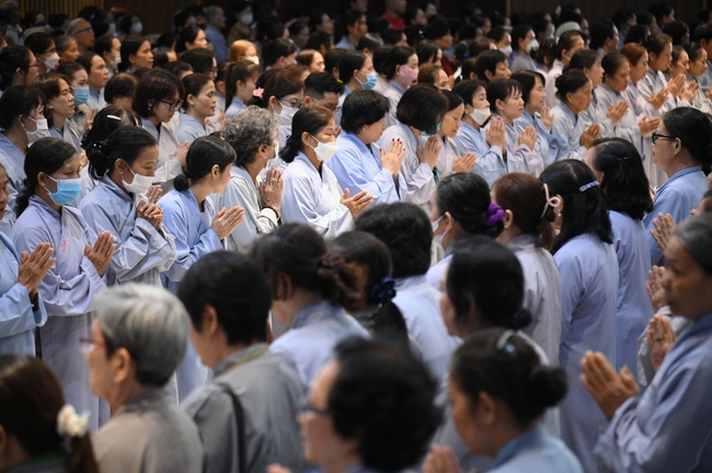 Khoá tu niệm Phật một ngày